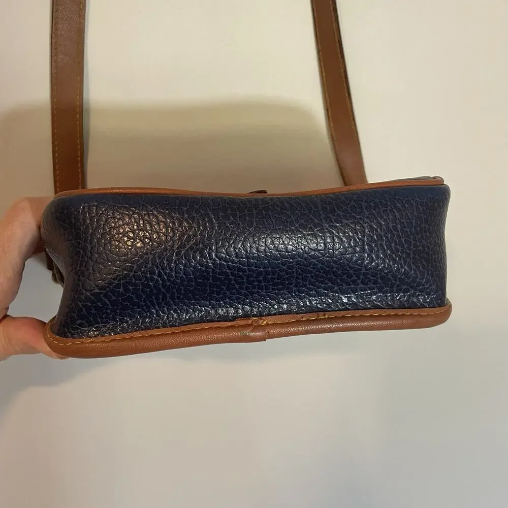 Dooney & Bourke VTG All Weather Leather Equestrian Saddle Bag Crossbody Blue‎